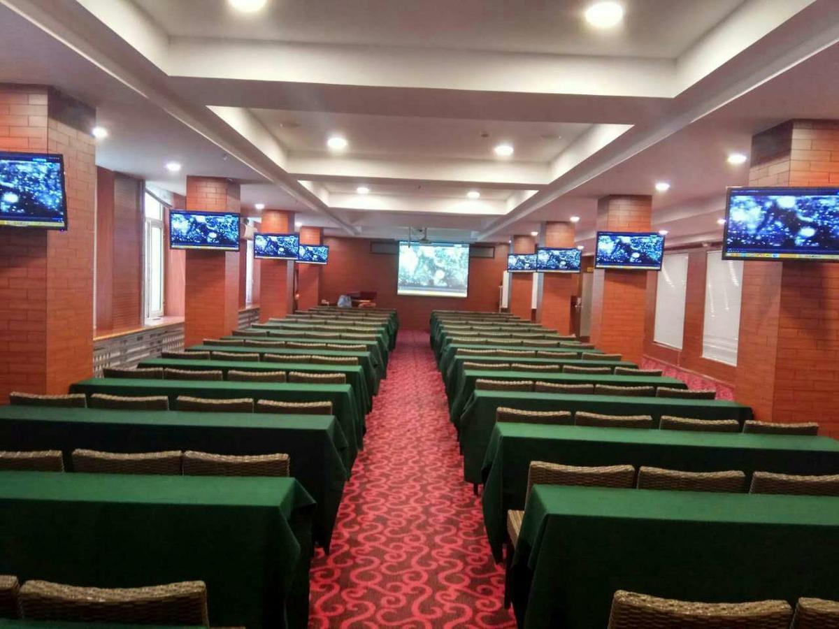 Tianzhi Hotel Harbin Exteriör bild