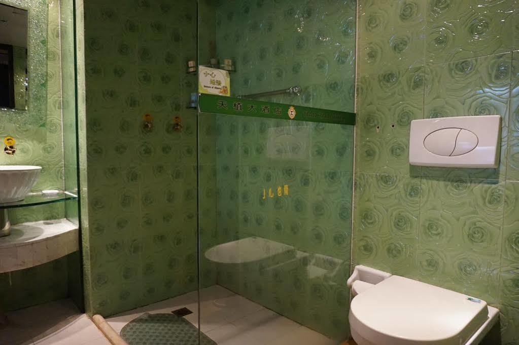 Tianzhi Hotel Harbin Exteriör bild