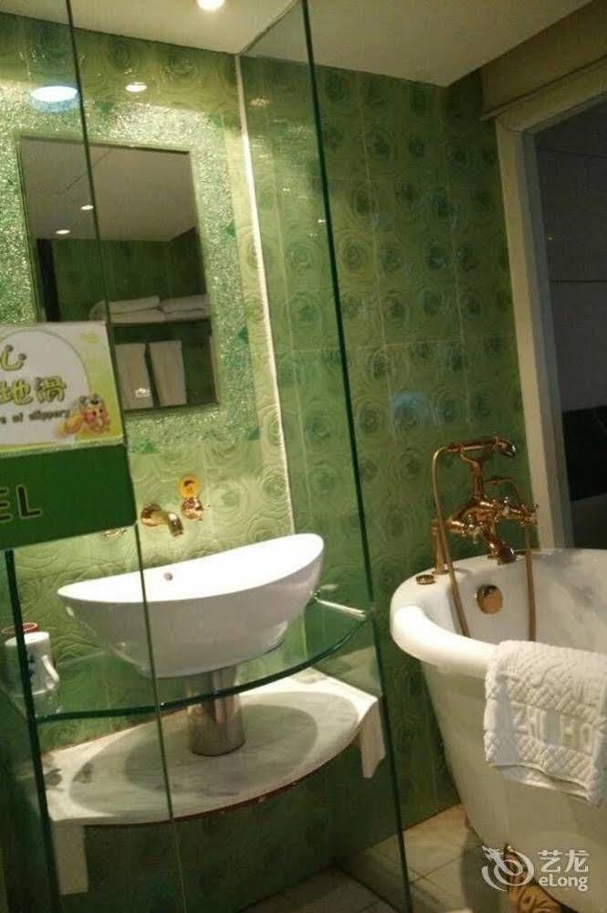 Tianzhi Hotel Harbin Exteriör bild
